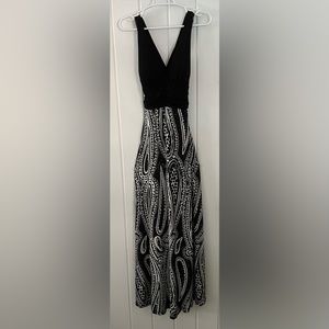 XOXO full length dress. Size Small. Black and white.